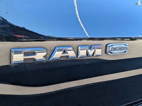 Used 2019 RAM 1500 Limited AWD/4WD image 11