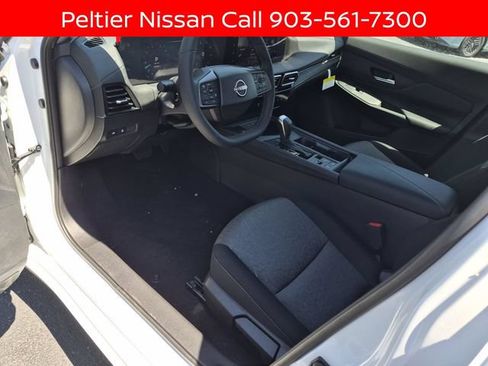 New 2026 Nissan Sentra SV w/ SV Convenience Package FWD image 8