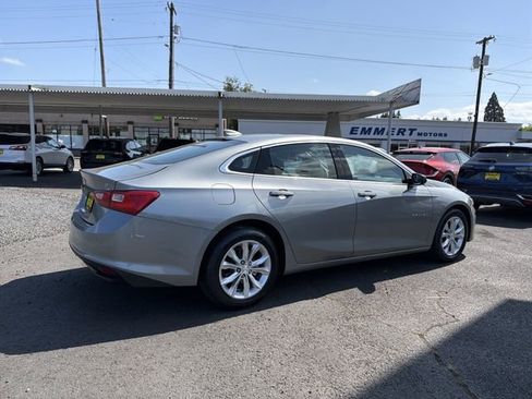 Used 2024 Chevrolet Malibu LT FWD image 7