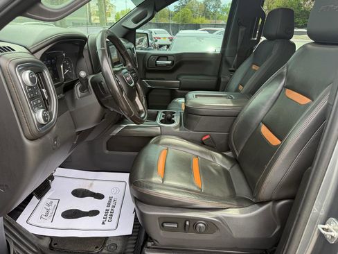 Used 2021 GMC Sierra 1500 AT4 w/ AT4 Premium Package image 17