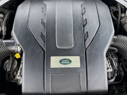Used 2023 Land Rover Range Rover SE AWD/4WD image 32