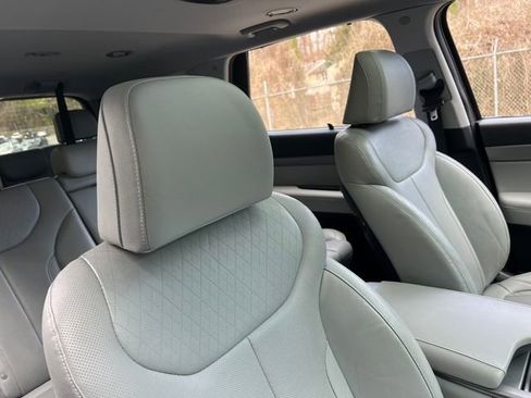 Used 2022 Hyundai Palisade SEL w/ 8P Bench Seat Package image 35