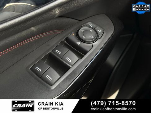 Used 2025 Chevrolet Trax RS image 11
