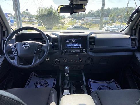 Certified 2023 Nissan Frontier SV w/ Midnight Edition Package AWD/4WD image 16