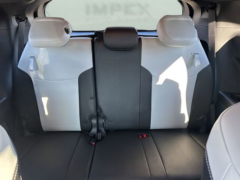 Used 2025 Toyota Sienna XSE image 13