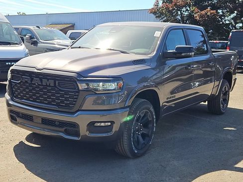 New 2026 RAM 1500 Big Horn AWD/4WD image 3