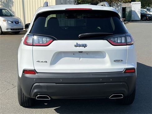 Used 2021 Jeep Cherokee Latitude Lux w/ Comfort/Convenience Group image 12