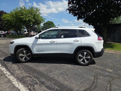 Used 2020 Jeep Cherokee Limited AWD/4WD image 12