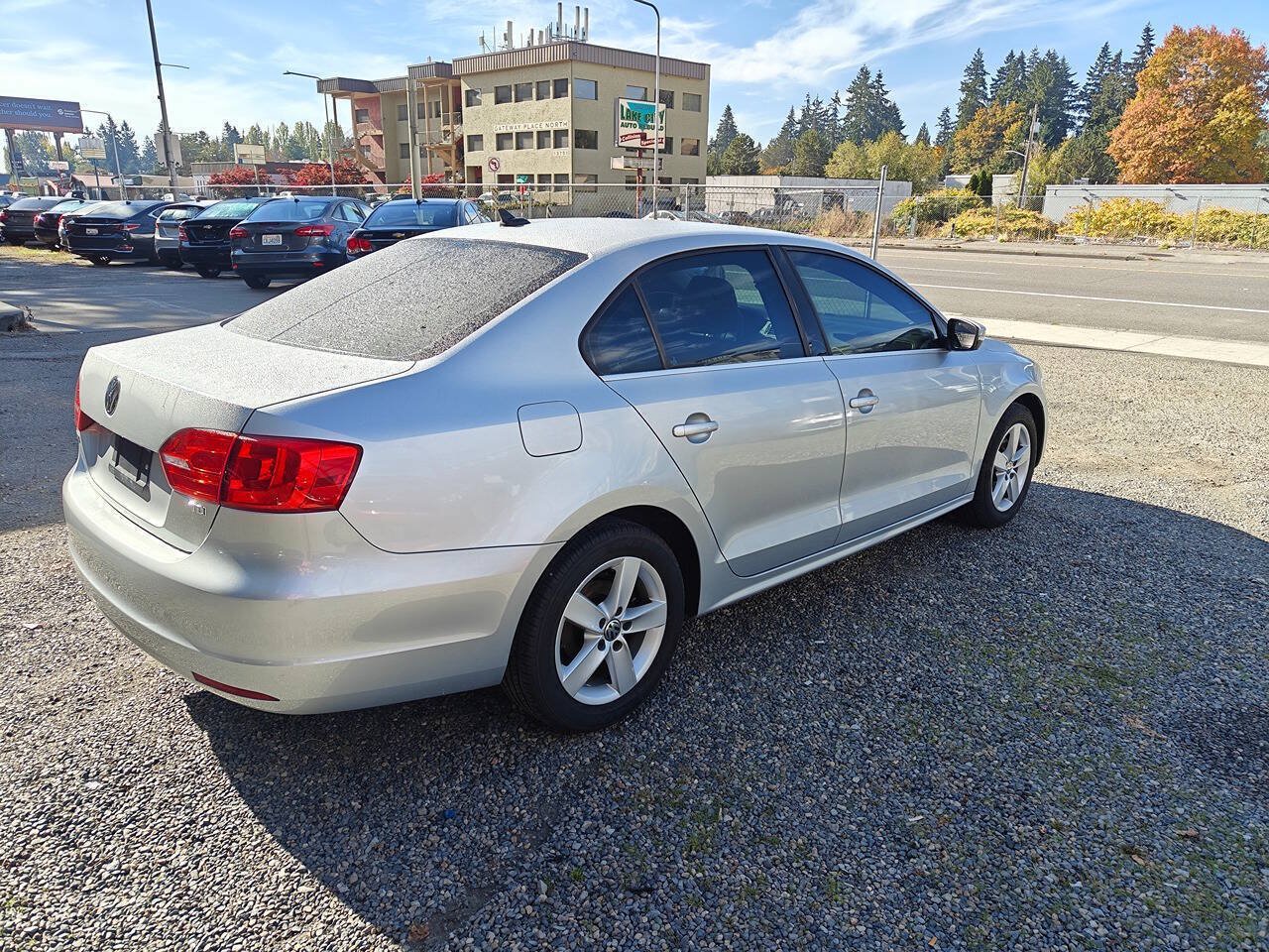 Used 2014 Volkswagen Jetta TDI FWD image 3