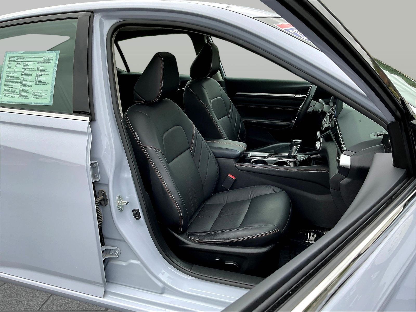 Certified 2023 Nissan Altima 2.5 SR w/ SR Premium Package FWD image 31