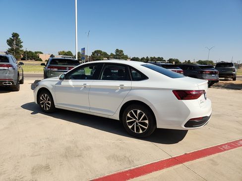 Used 2024 Volkswagen Jetta S FWD image 4