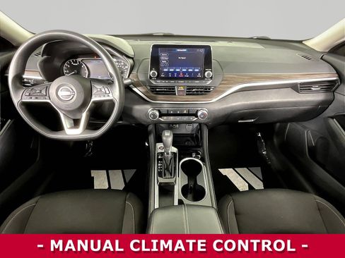 Certified 2023 Nissan Altima 2.5 SV FWD image 7