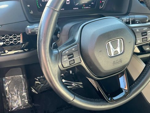 Used 2024 Honda Accord EX-L image 33