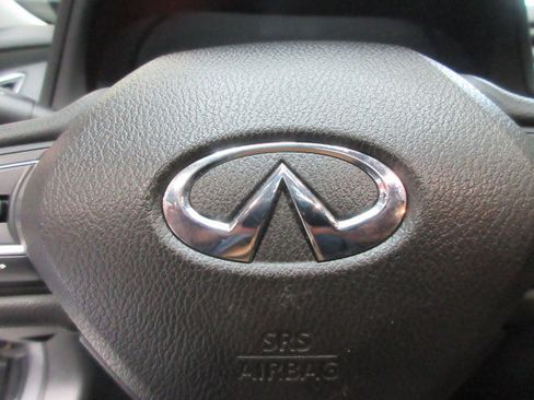 Used 2019 INFINITI Q50 Signature Edition image 16