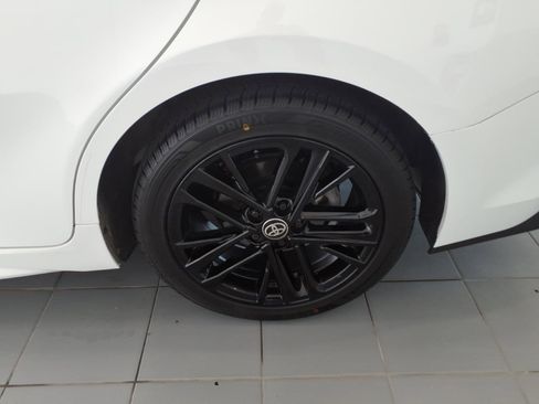 Used 2025 Toyota Camry SE w/ Convenience Package AWD/4WD image 15
