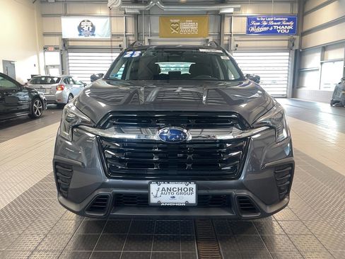 Used 2023 Subaru Ascent Premium image 2