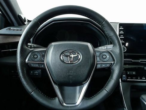 Used 2022 Toyota Avalon Limited w/ Advanced Safety Package image 10