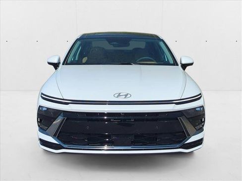 New 2025 Hyundai Sonata Limited image 5