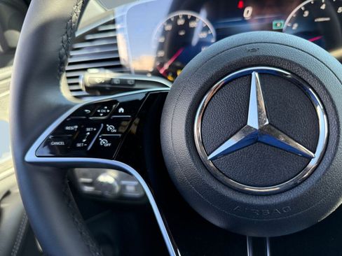 New 2026 Mercedes-Benz GLE 580 4MATIC image 13