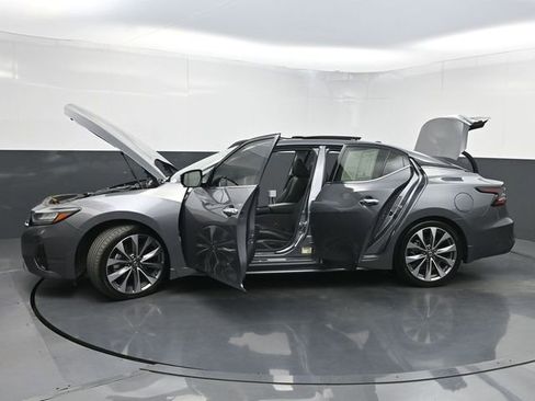 Used 2022 Nissan Maxima Platinum w/ Sport Mat Group FWD image 44