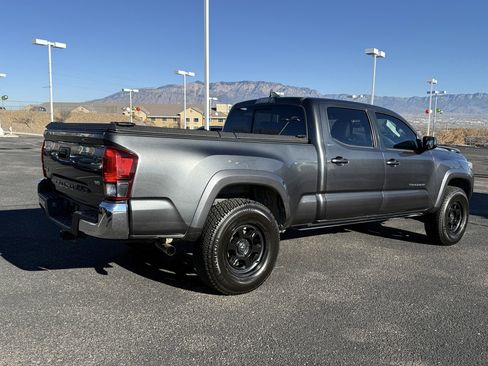 Used 2018 Toyota Tacoma SR5 image 5