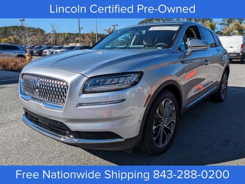 Used 2023 Lincoln Nautilus Reserve w/ Equipment Group 201A image 8