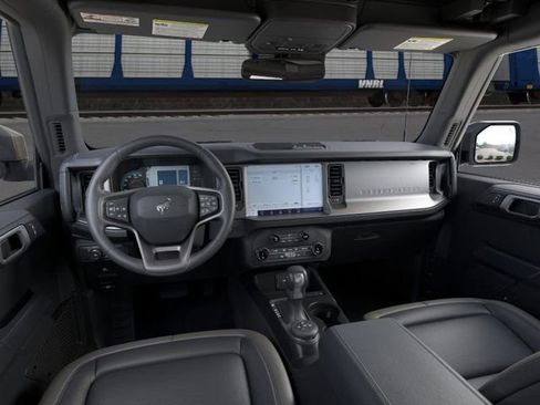 New 2025 Ford Bronco Outer Banks image 9