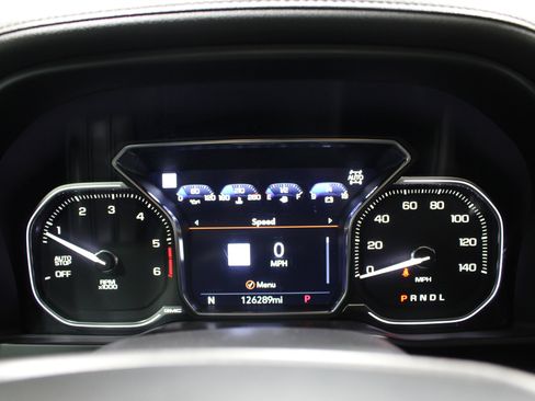 Used 2021 GMC Sierra 1500 AT4 w/ AT4 Premium Package image 13