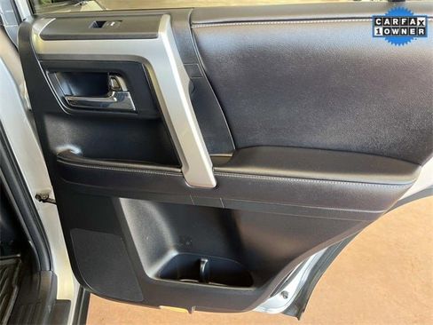 Used 2018 Toyota 4Runner SR5 image 19