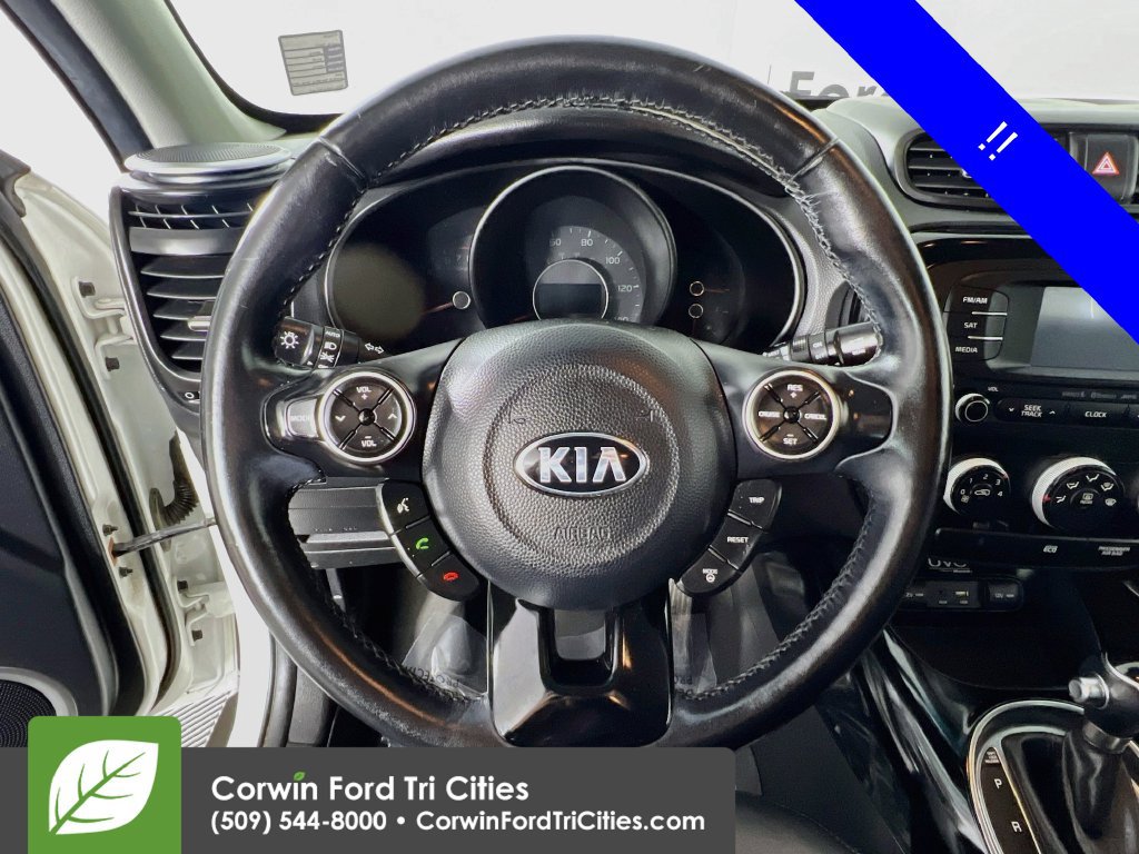 Used 2016 Kia Soul ! FWD image 7