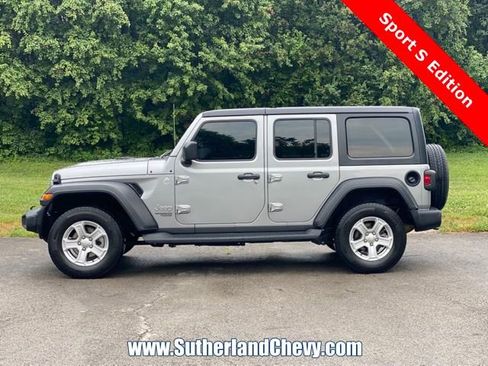 Used 2020 Jeep Wrangler Unlimited Sport S image 4
