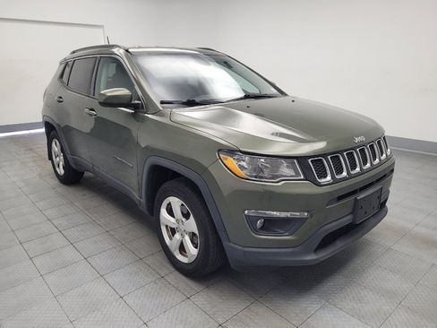 Used 2018 Jeep Compass Latitude AWD/4WD image 13