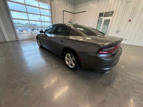 Used 2021 Dodge Charger SXT w/ Leather Interior Group RWD image 6