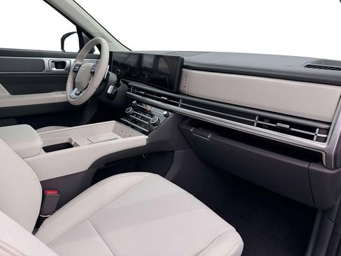 New 2026 Hyundai Santa Fe SE FWD image 16
