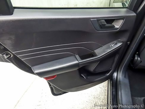 Certified 2022 Ford Escape SE w/ Cold Weather Package FWD image 20