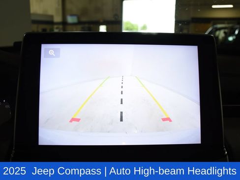 Used 2025 Jeep Compass Limited AWD/4WD image 20