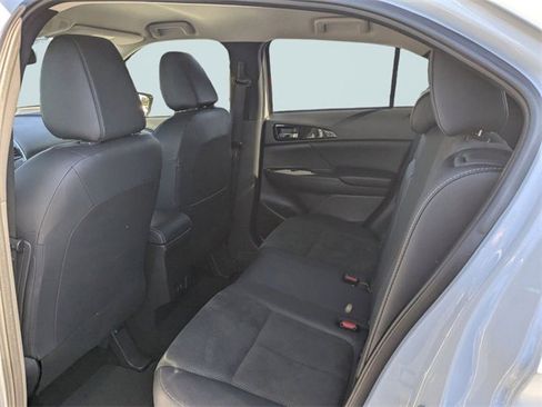 Used 2025 Mitsubishi Eclipse Cross SE image 14