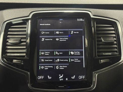 Used 2016 Volvo XC90 T6 Momentum w/ Momentum Plus Package image 37