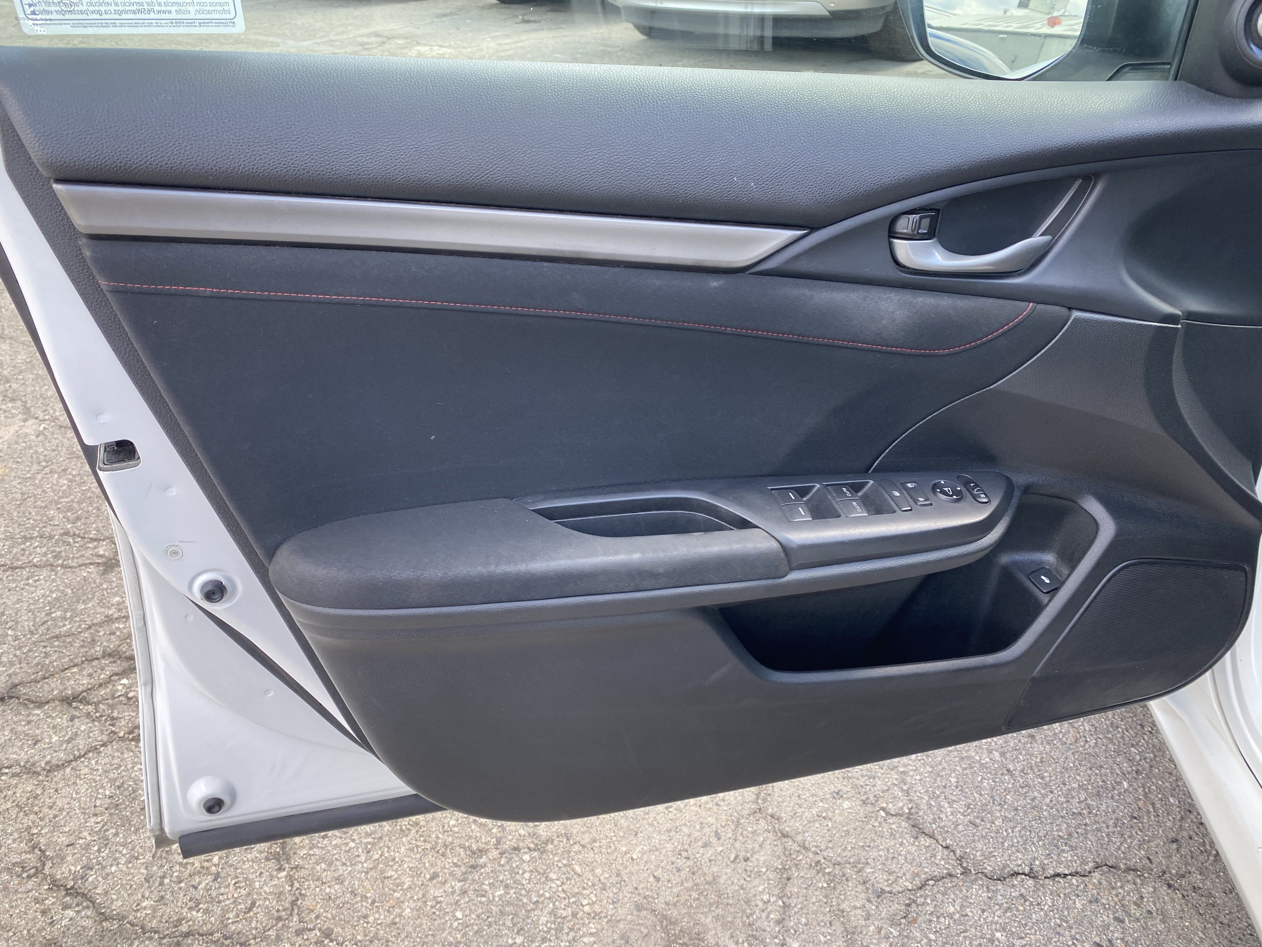 Used 2018 Honda Civic Si image 14