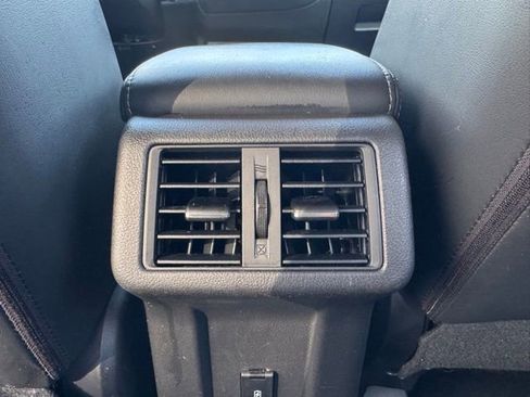 Used 2020 Mitsubishi Outlander SEL image 13