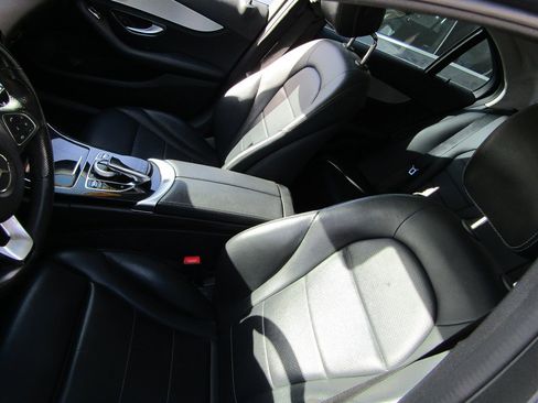 Used 2016 Mercedes-Benz C 300 4MATIC Sedan image 9
