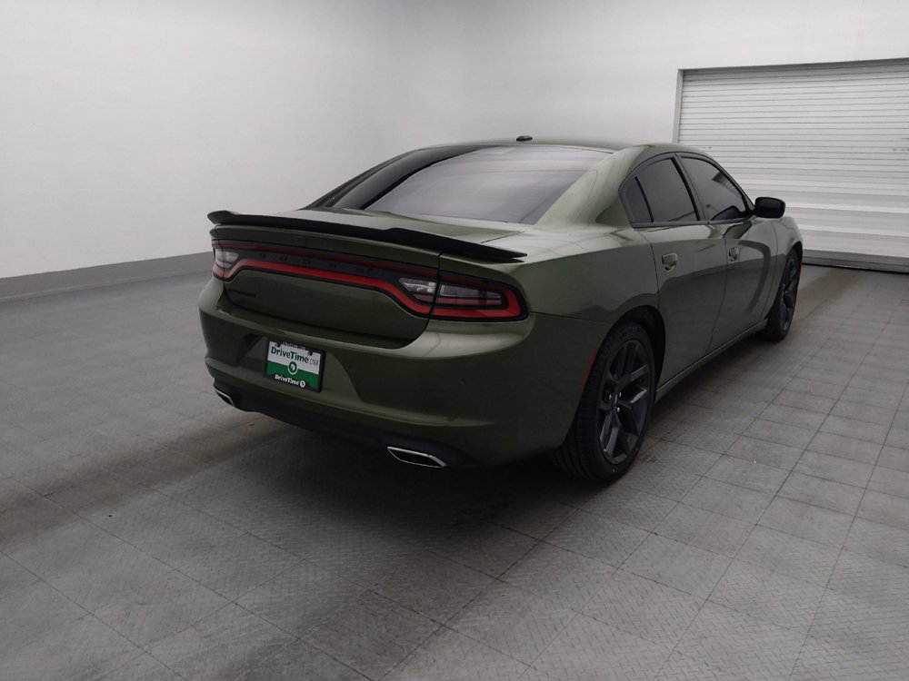 Used 2022 Dodge Charger SXT w/ Blacktop Package RWD image 9