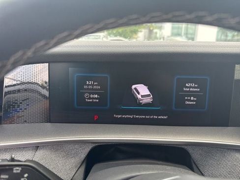Used 2025 Volkswagen Tiguan S FWD image 19