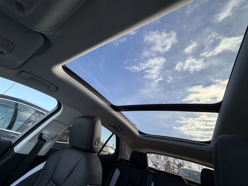 New 2026 Buick Envision Sport Touring image 19