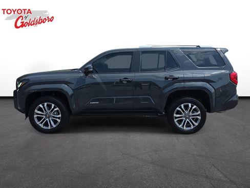 Used 2025 Toyota 4Runner Limited AWD/4WD image 8
