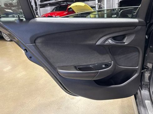 Used 2015 Chevrolet SS RWD image 18