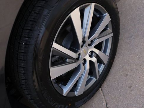 Certified 2022 Chevrolet Equinox LT FWD image 40