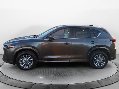 New 2025 MAZDA CX-5 AWD 2.5 S w/ Preferred Package image 4