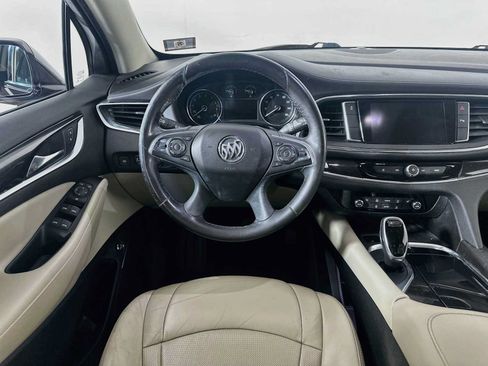 Used 2018 Buick Enclave Essence FWD image 20
