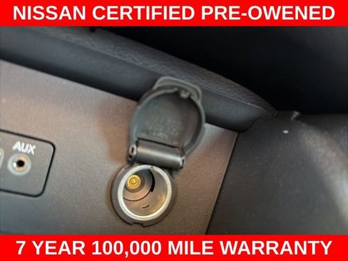 Certified 2023 Nissan Sentra SR w/ Midnight Edition Package FWD image 27